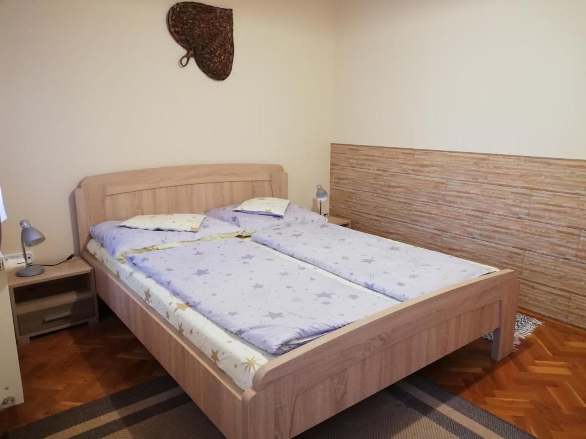 Imola Es Andrea Apartmanhaz Apartment Hajduszoboszlo Luaran gambar