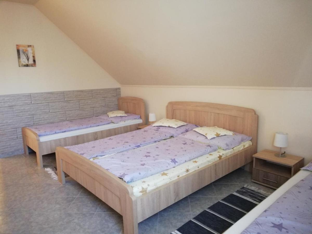 Imola Es Andrea Apartmanhaz Apartment Hajduszoboszlo Luaran gambar