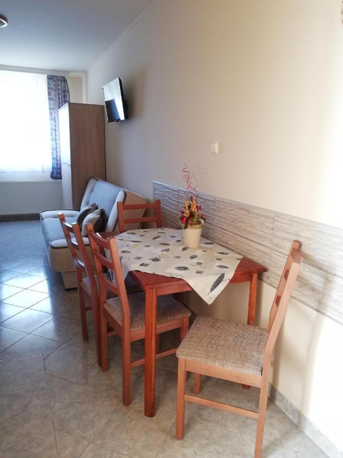 Imola Es Andrea Apartmanhaz Apartment Hajduszoboszlo Luaran gambar