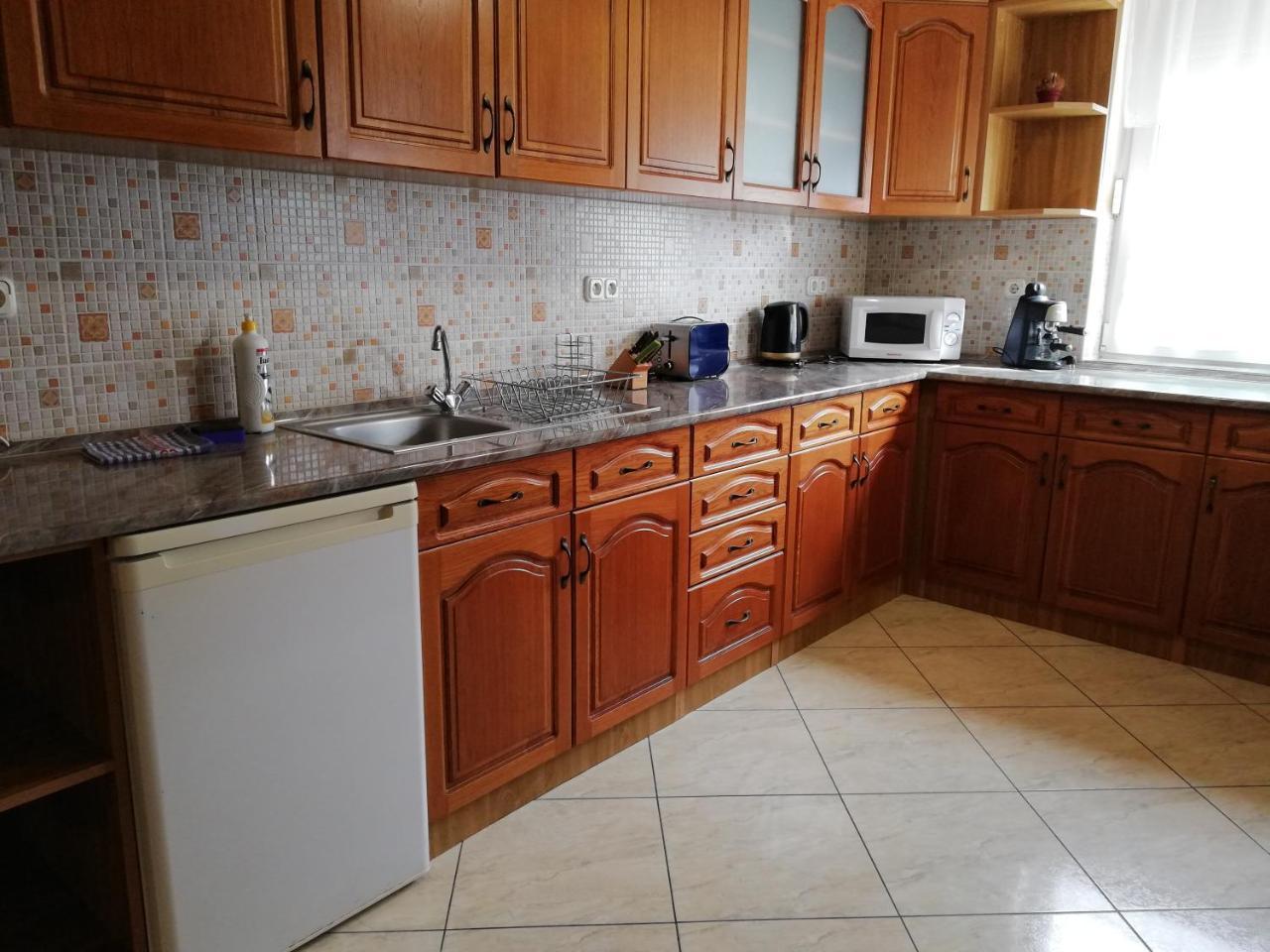 Imola Es Andrea Apartmanhaz Apartment Hajduszoboszlo Luaran gambar